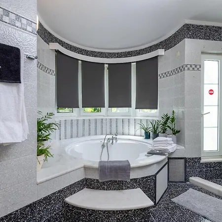 Valasia Villa İstanköy