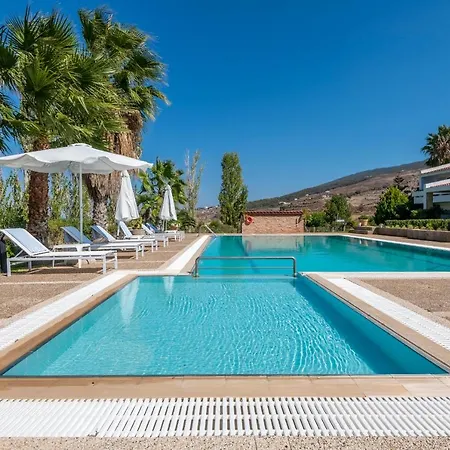 Villa Valasia *